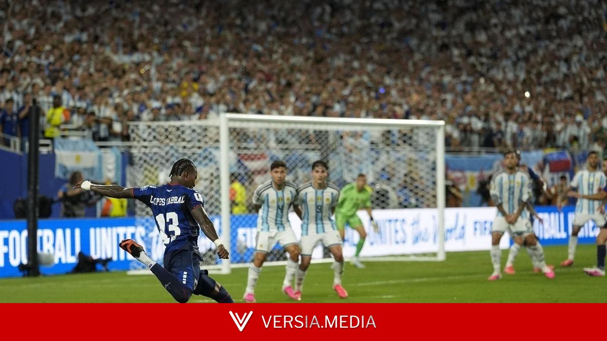 El valor de un buen relato: ¿es emocionante un partido del Mundial de Fútbol sin narrador?