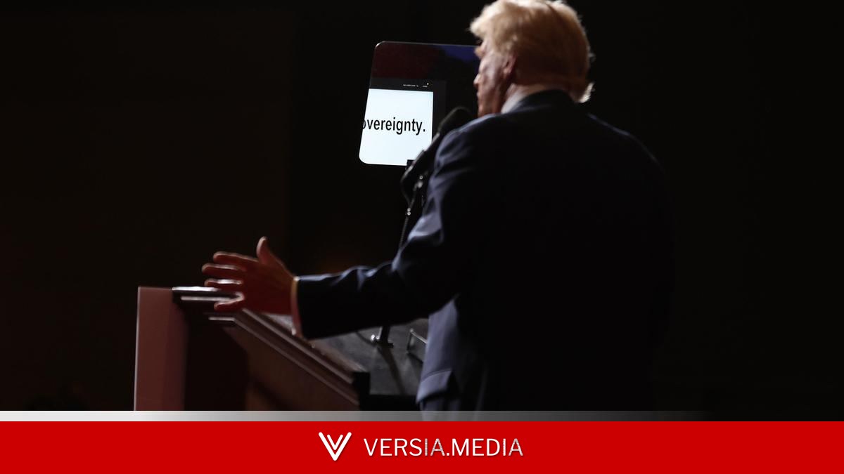 Un operador de teleprónter de Trump, suspendido tras apostar en webs de predicción sobre los discursos del presidente de EEUU