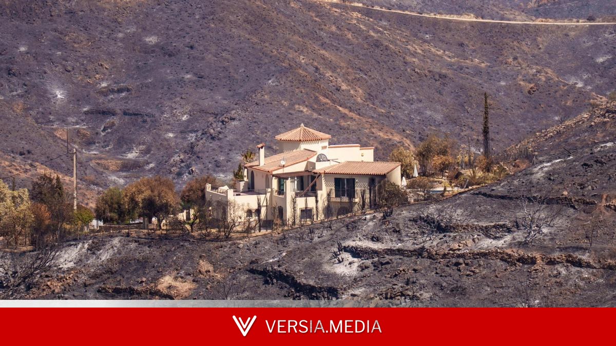 Casas aisladas y una sola vía de acceso: el desafío de evacuar un pueblo de la Almería rural ante el incendio