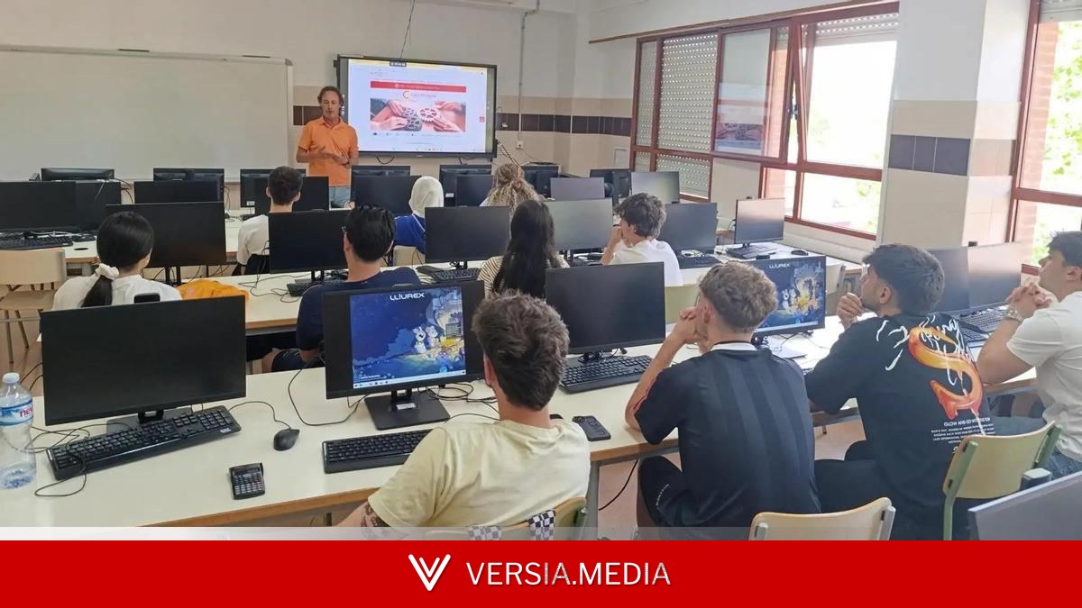 Vox quiere una 'policía educativa' en las aulas valencianas que vele por la 